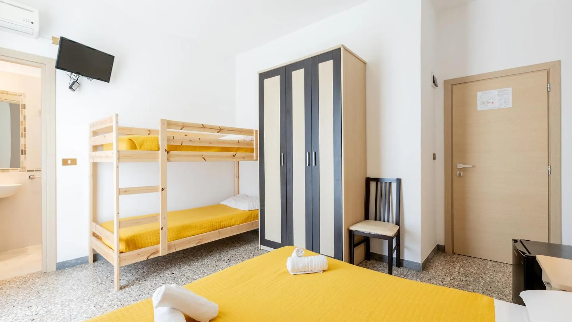 Hotel Clerice Rimini 2*,